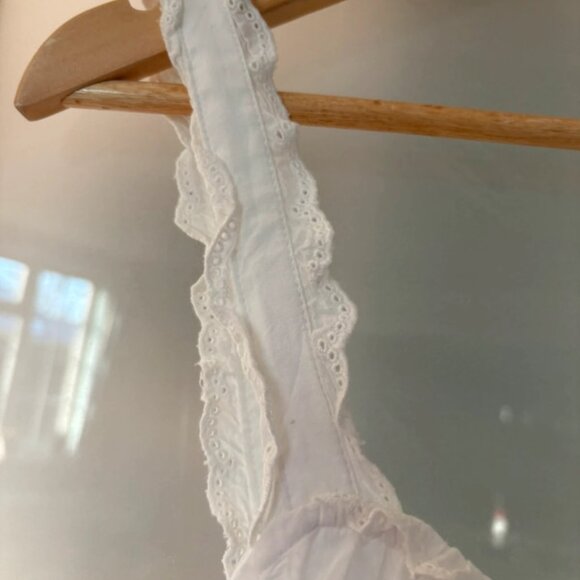 White summer dress - Picture 3 of 4